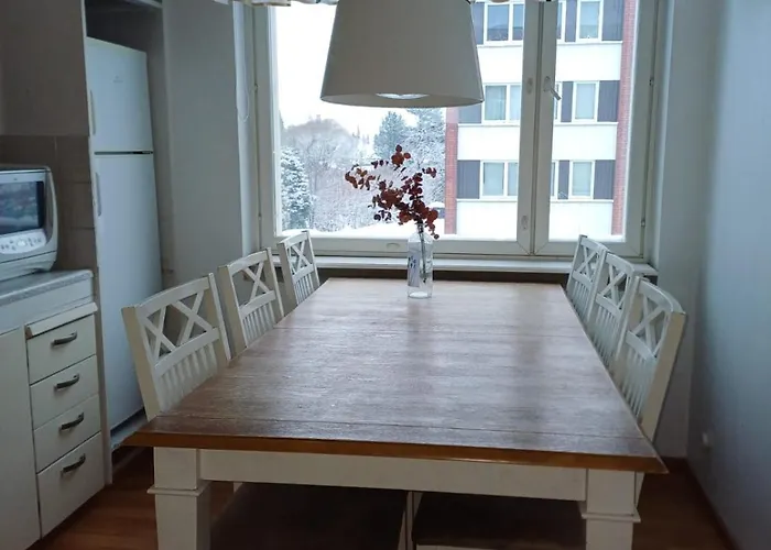 Apartment Hh Huoneistot Kaksio Parvekkeella *