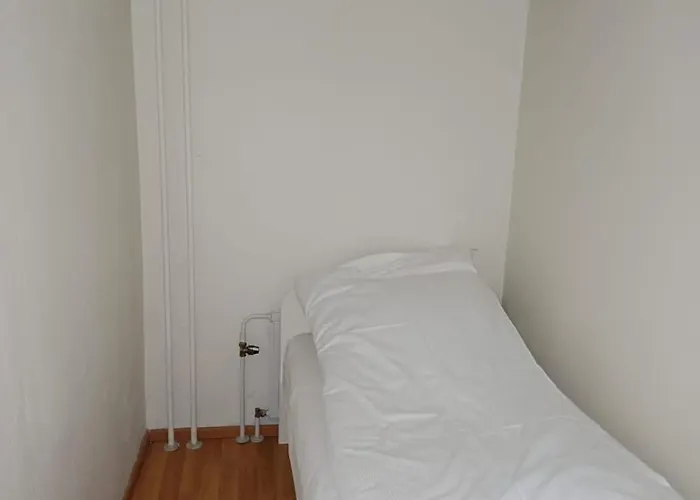 Apartment Hh Huoneistot Kaksio Parvekkeella *